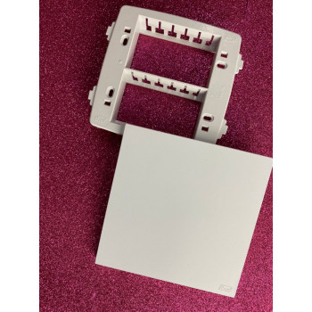 Placa Cega com Suporte 4x4 - RECTA Branco Satin Fosco